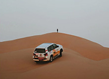 跳得更高了？火箭媒体晒阿门-汤普森训练中双手暴扣的视频